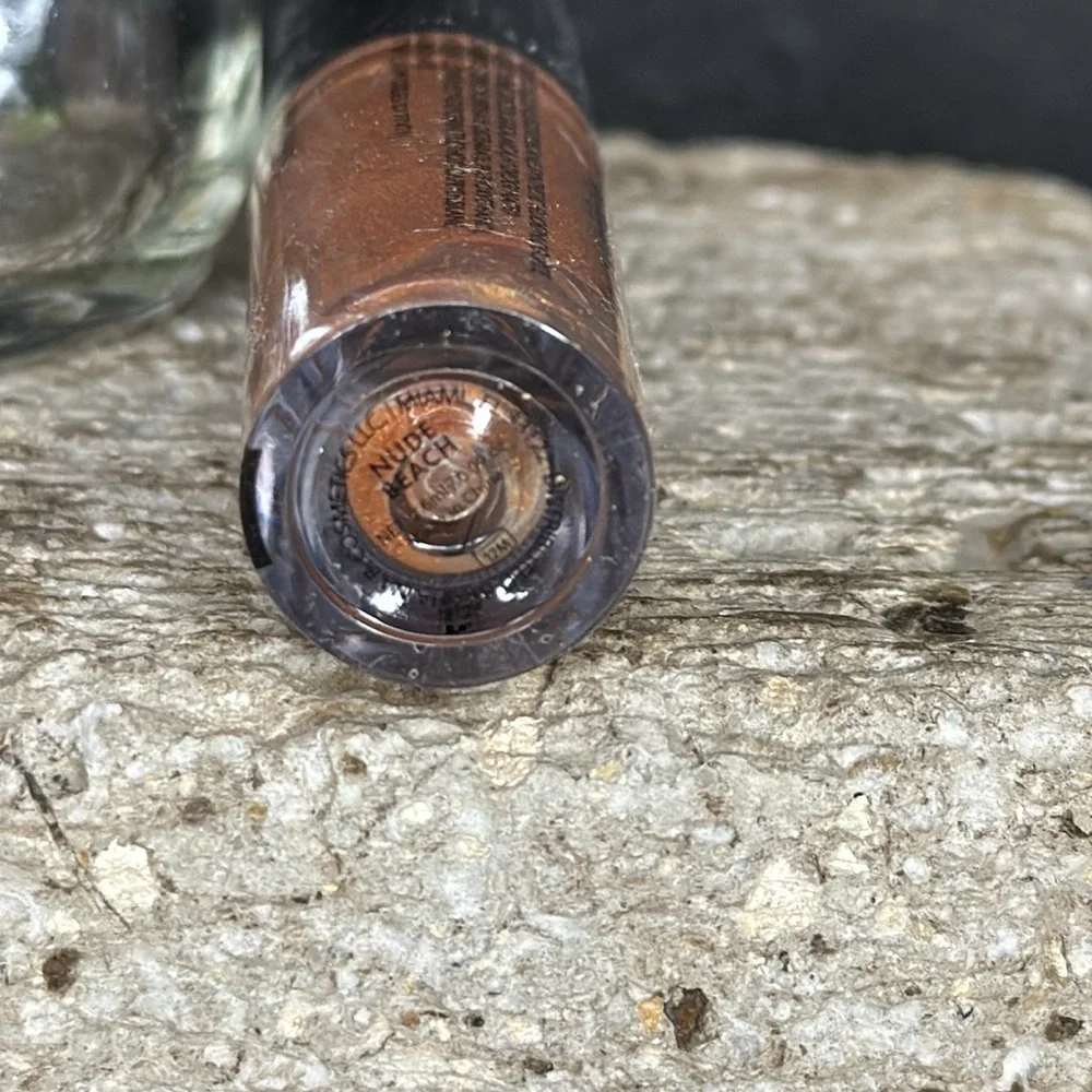 Shaina B Flaminglow Liquid Highlighter‎ in Nude Beach